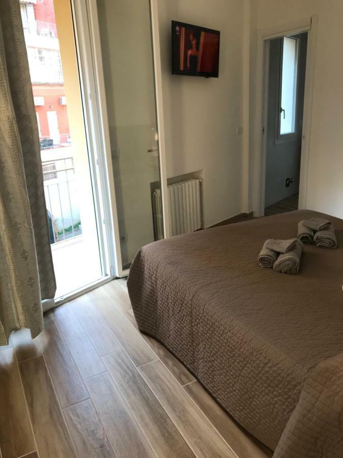 Santa Croce,14 Apartments Bologne Extérieur photo